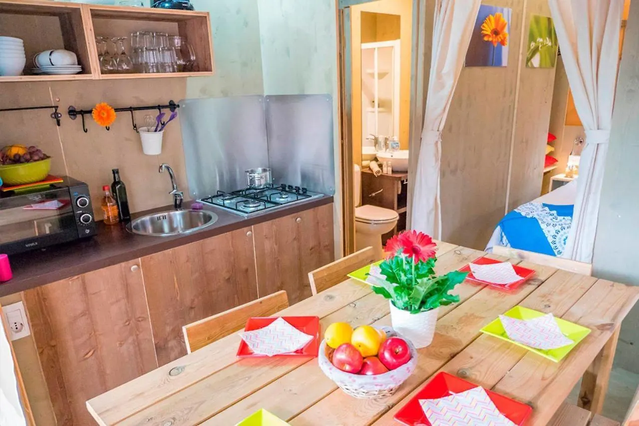 Vacanceselect Premium Lodge Polari Rovinj 3*,  Croatia