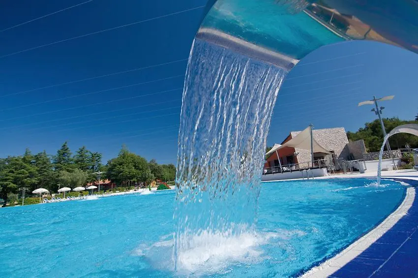 Vacanceselect Premium Lodge Polari Rovinj 3*,