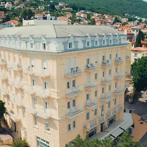 **** Szálloda Bristol Horvátország